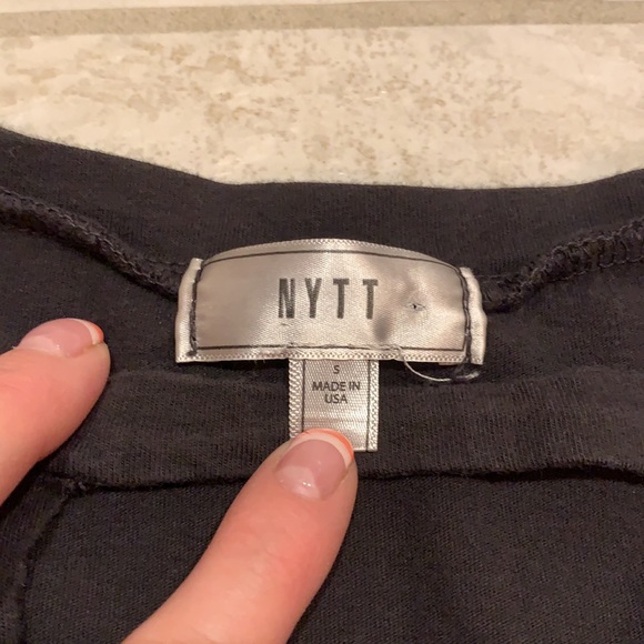 NYTT TEE WITH KEYHOLE CUT OUT - Picture 2 of 7